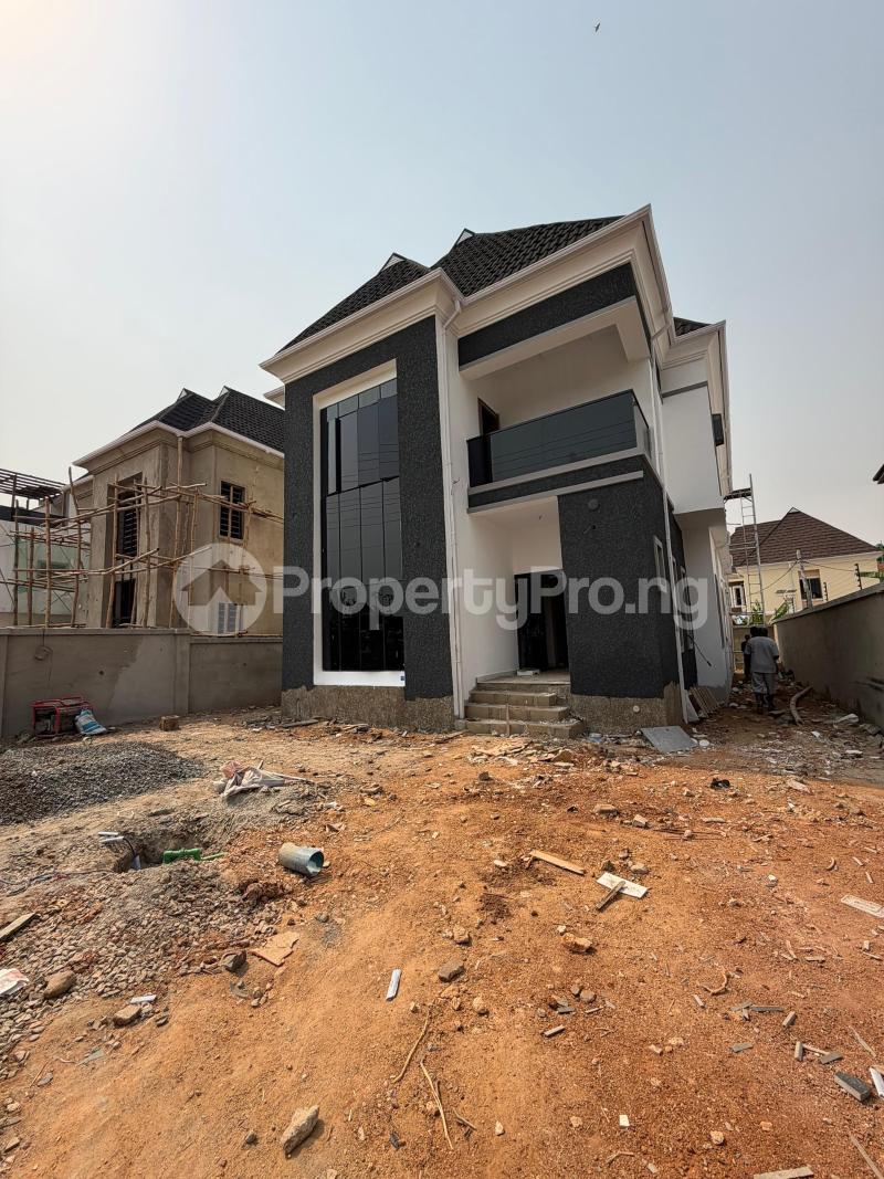 4 bedroom House for sale Carlton Gate Estate, Akobo Ibadan Oyo