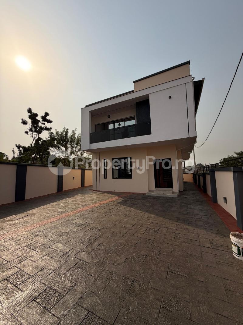 4 bedroom House for sale Kolapo Ishola Gra, Akobo Ibadan Oyo