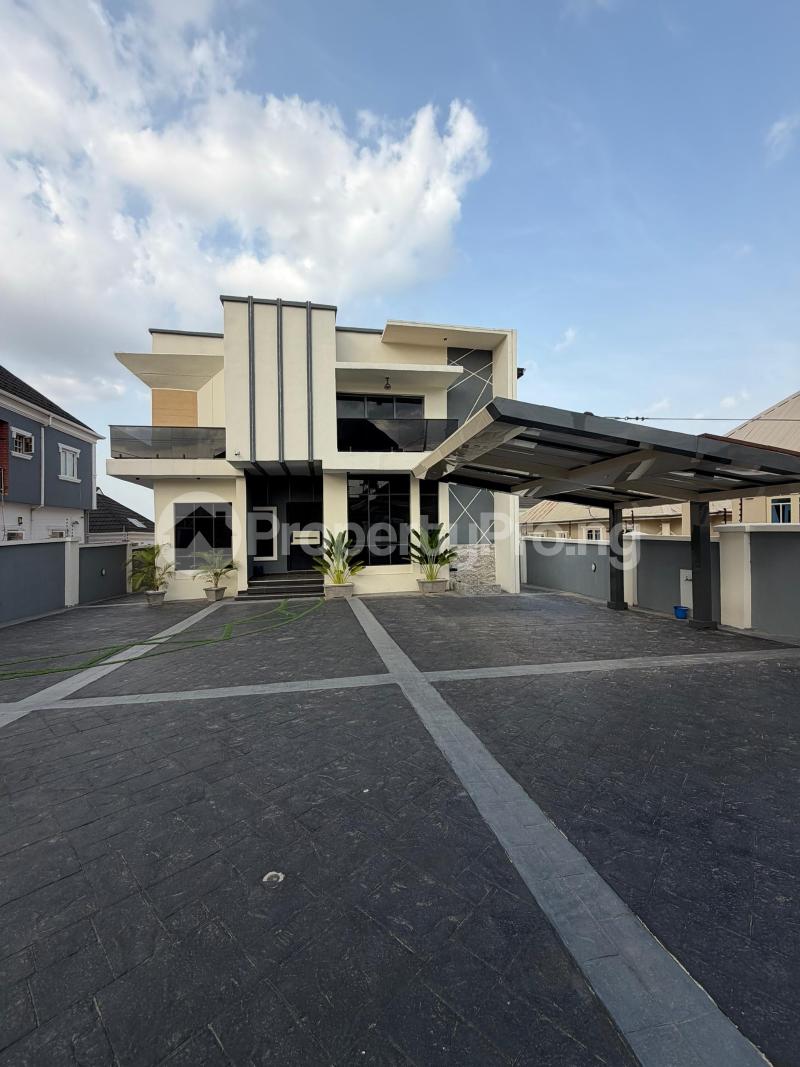 4 bedroom House for sale Carlton Gate Estate Akobo Ibadan Oyo
