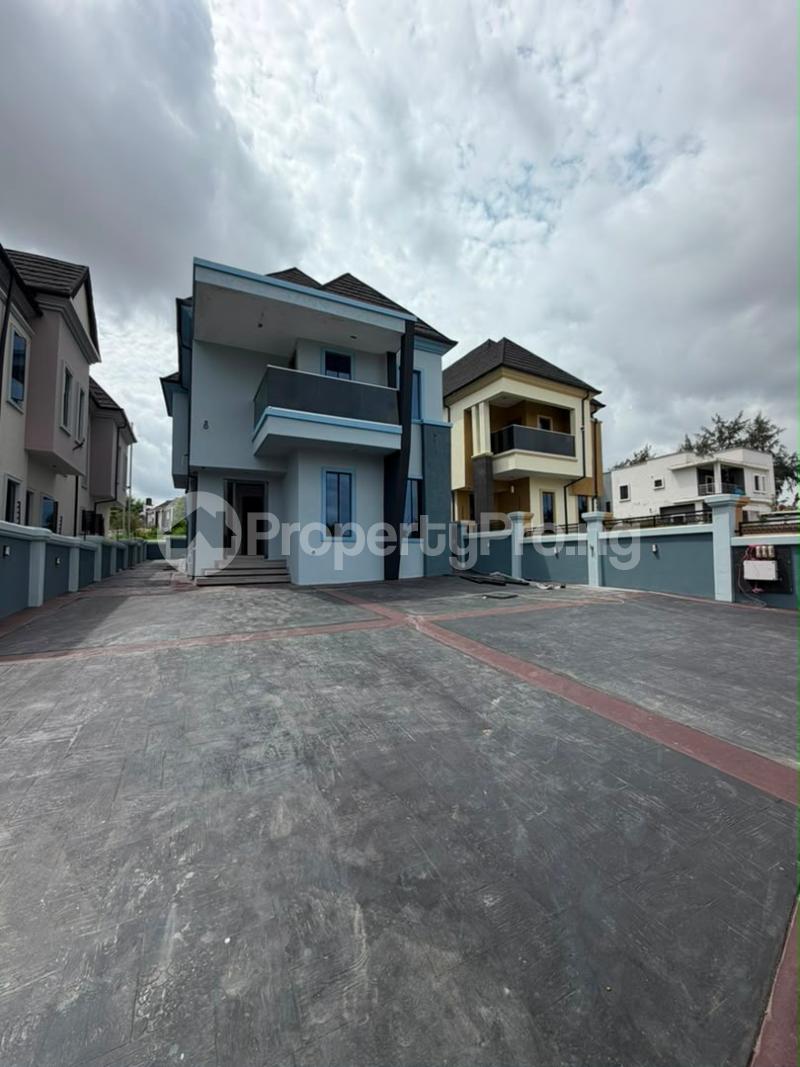 4 bedroom House for sale Carlton Gate Estate, Akobo Ibadan Oyo