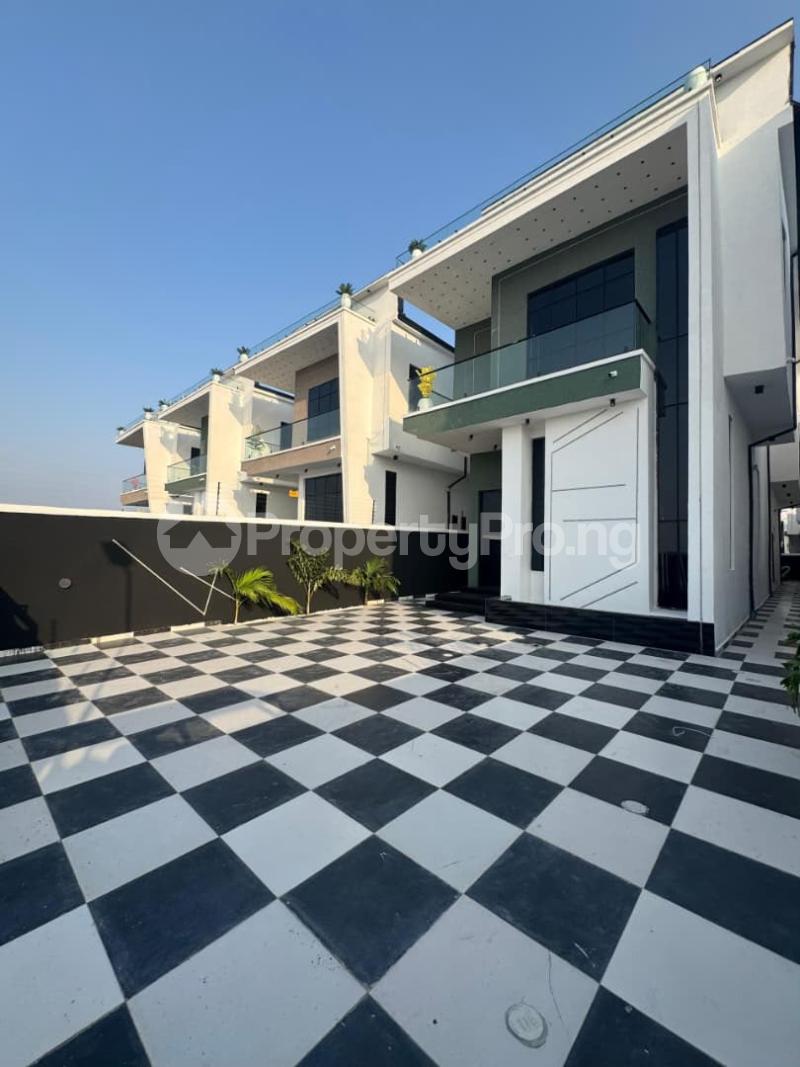 5 bedroom House for sale Ajah Abraham adesanya estate Ajah Lagos