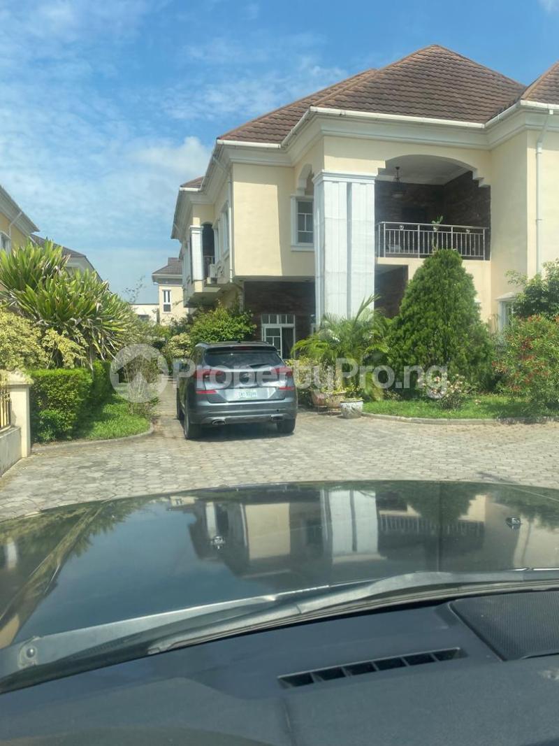 6 bedroom House for sale Chevron Lekki Lagos