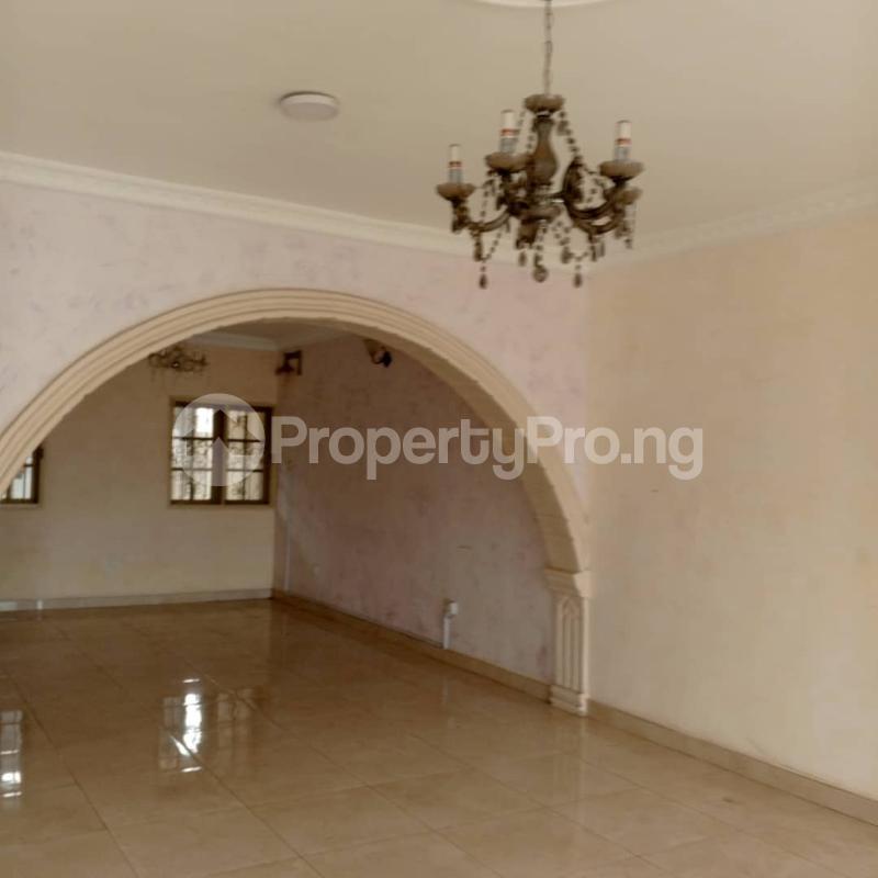 6 bedroom House for rent Airforce Estate , Opposite Kolapo Ishola Akobo Ibadan Oyo