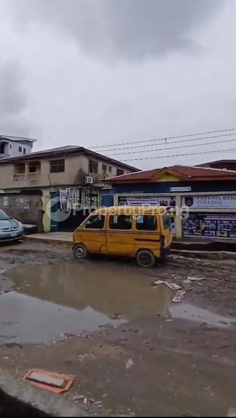 House for sale Off Olohunkemi, Pedro Road Bariga Lagos - 0