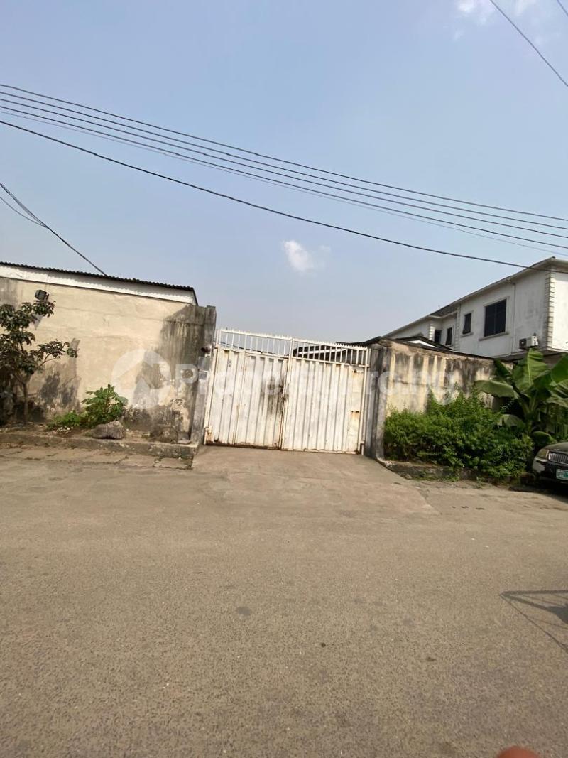 House for sale Adeniran Ogunsanya Surulere Lagos