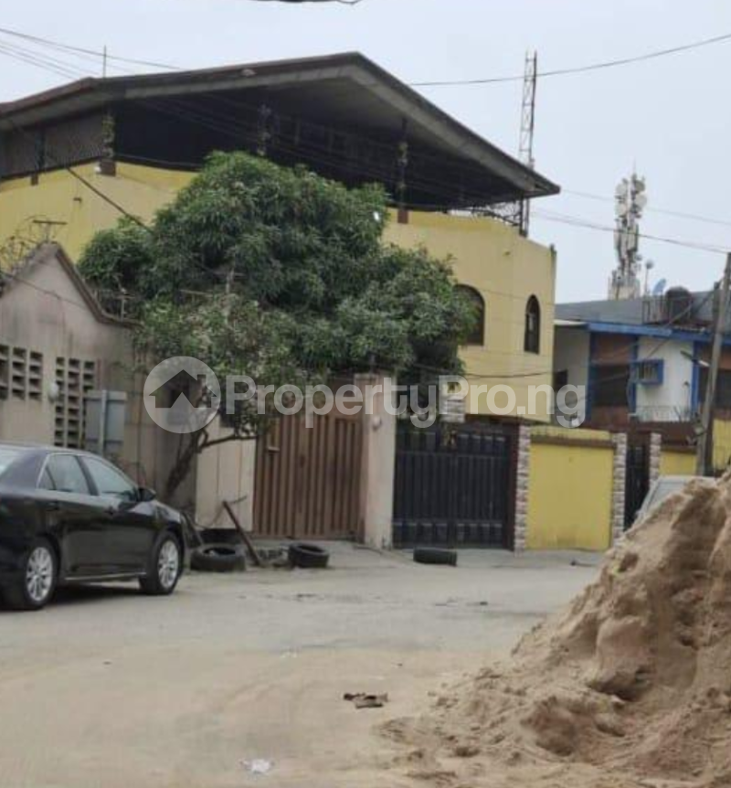 House for sale Lasunde Close Ligali Ayorinde Victoria Island Lagos
