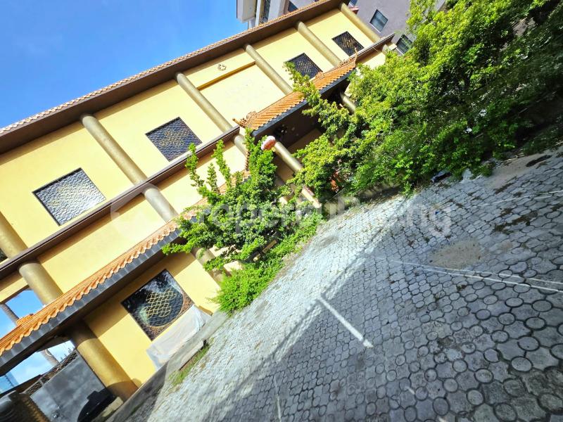 Commercial Property for rent Saka Tinubu Victoria Island Lagos
