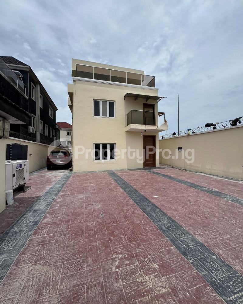 Commercial Property for rent Lekki Phase 1 Lekki Lagos