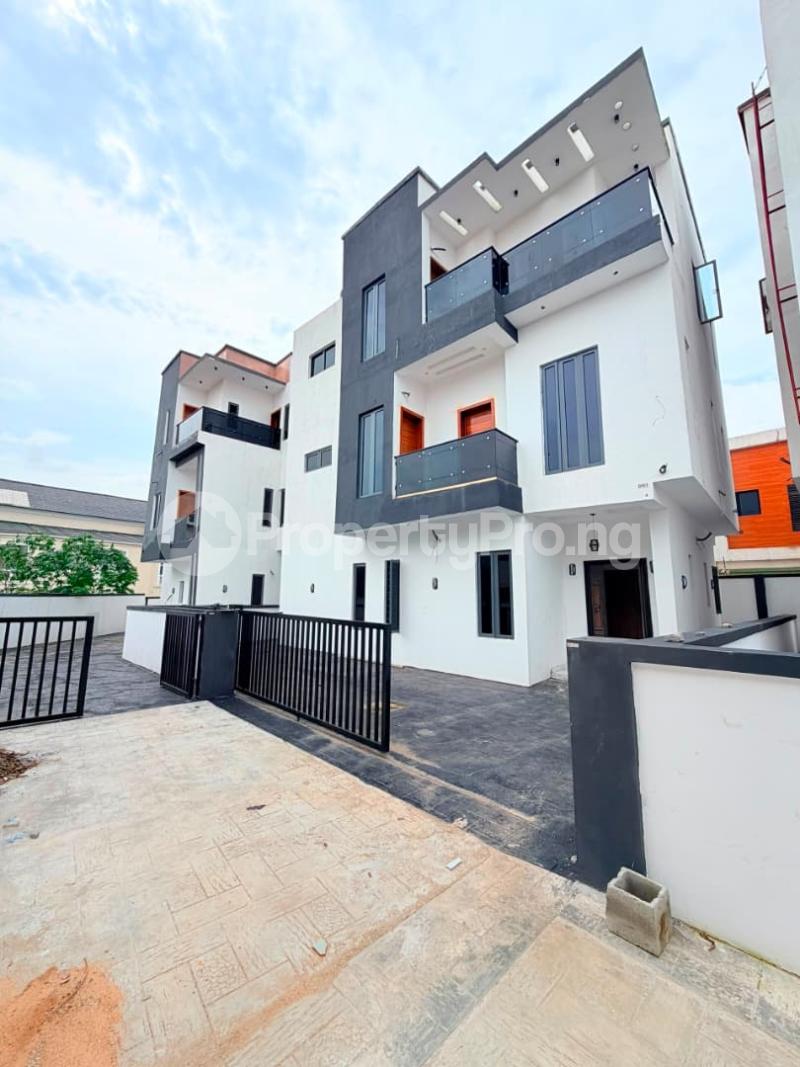 4 bedroom House for sale Magodo Kosofe/Ikosi Lagos