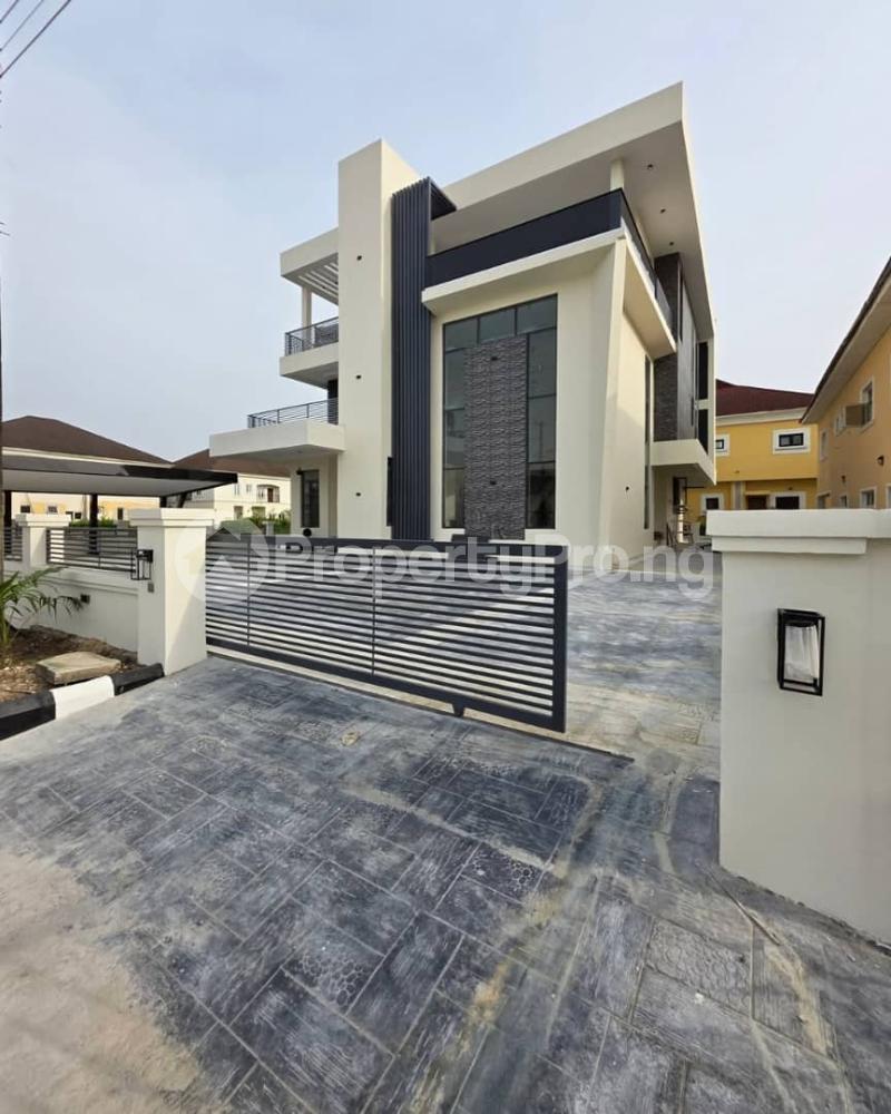 5 bedroom House for sale chevron Lekki Lagos