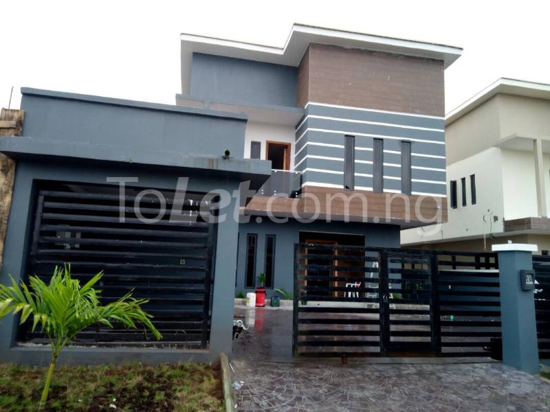 4 bedroom House for sale Pinnock Beach Estate Jakande Lekki Lagos