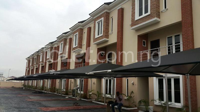 House for sale Chevron Alternative Route Off Chevron Drive Lagos - 1