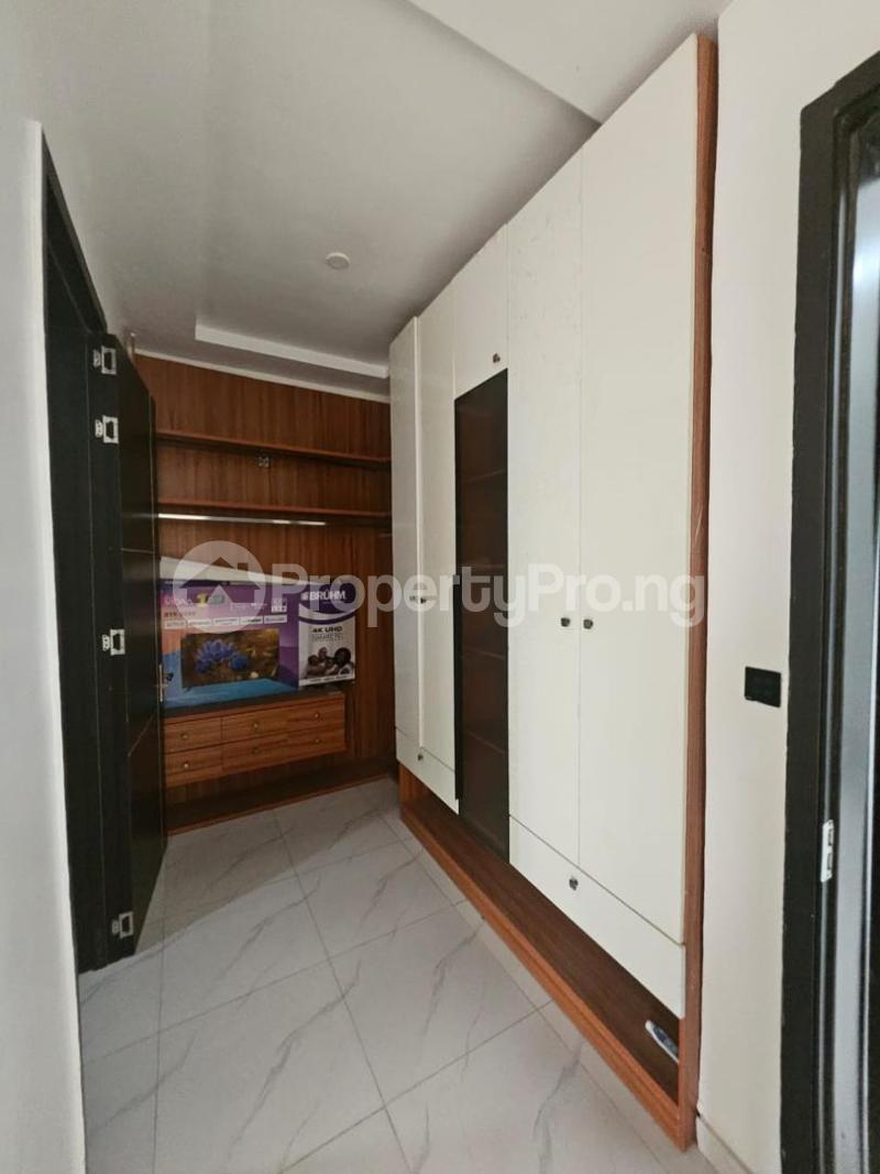 4 bedroom House for sale Lekki Lagos