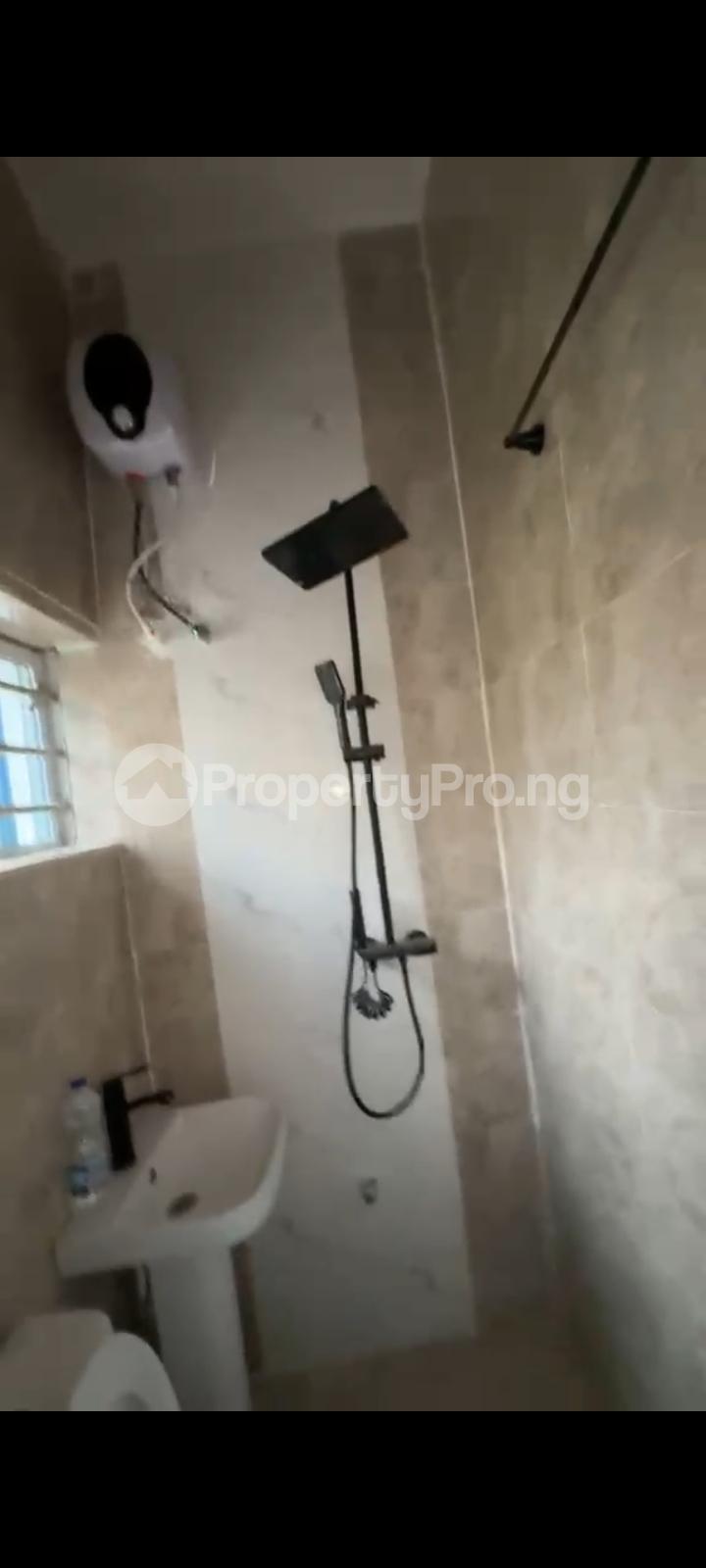 Flat / Apartment for rent Onike Yaba Lagos
