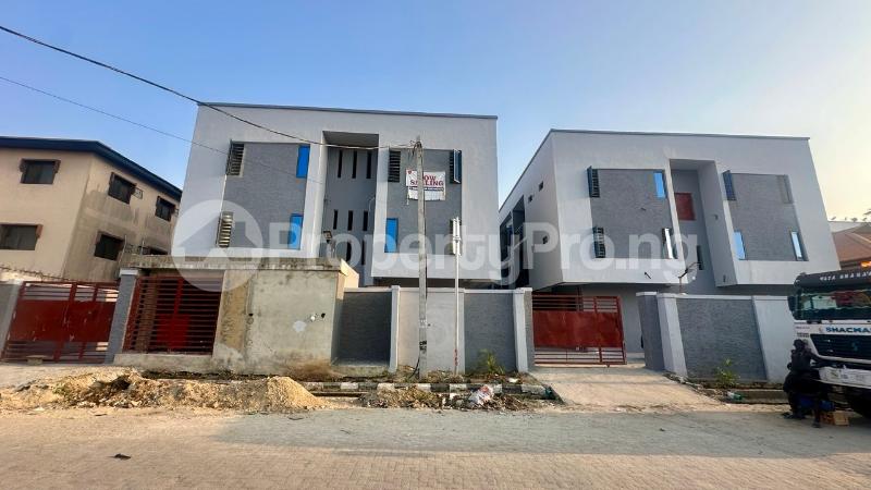 1 bedroom Flat / Apartment for sale Off Spg Road, Ologolo Igbo-efon Lekki Lagos
