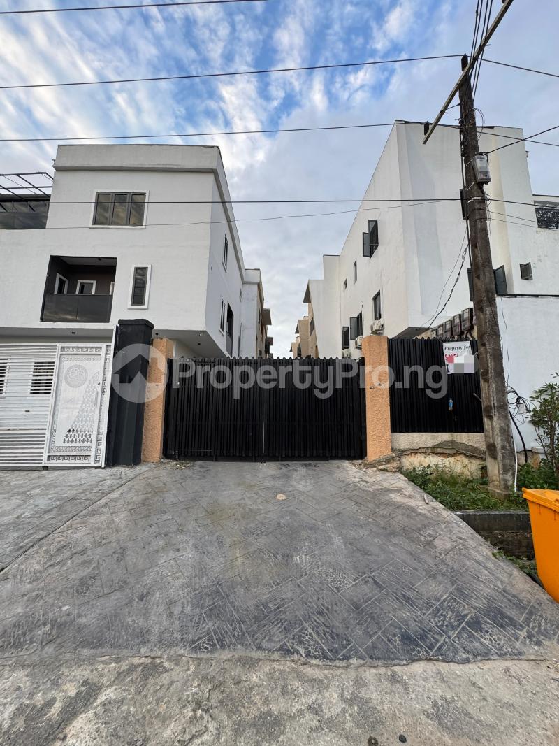 4 bedroom House for sale Ogudu GRA Ogudu Lagos
