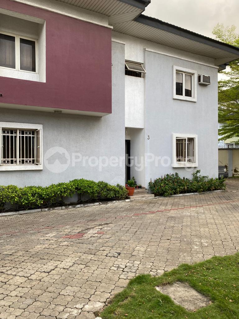 4 bedroom House for sale Osapa london Lekki Lagos