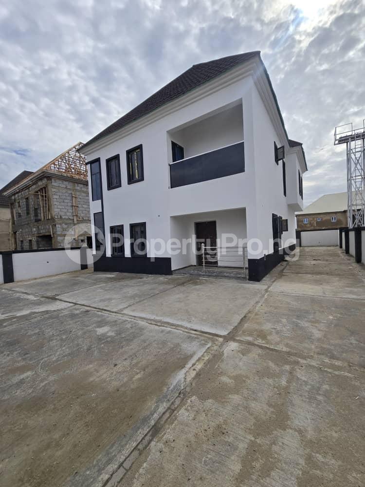 4 bedroom House for sale Beside Glory Dome, Lugbe Abuja