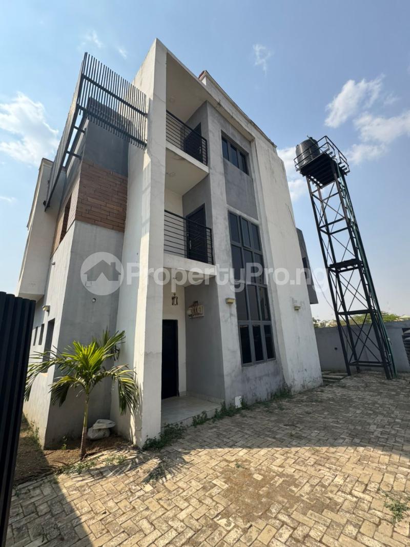 5 bedroom House for sale Von Road Airport Road Lugbe Abuja Lugbe Abuja