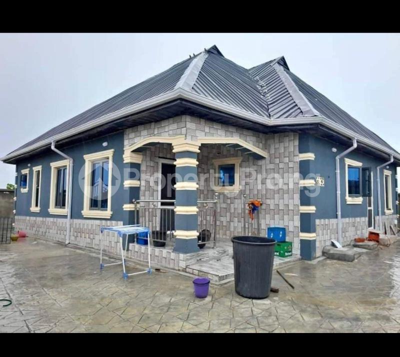 3 bedroom House for sale Igbogbo Ikorodu Lagos