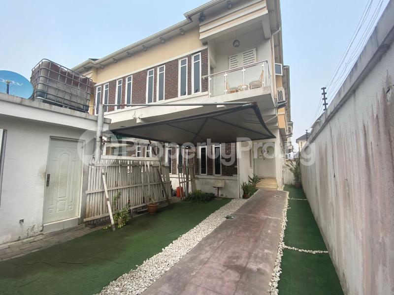 4 bedroom House for sale Chevron Drive / Chevy View Estate / Lekki Lagos