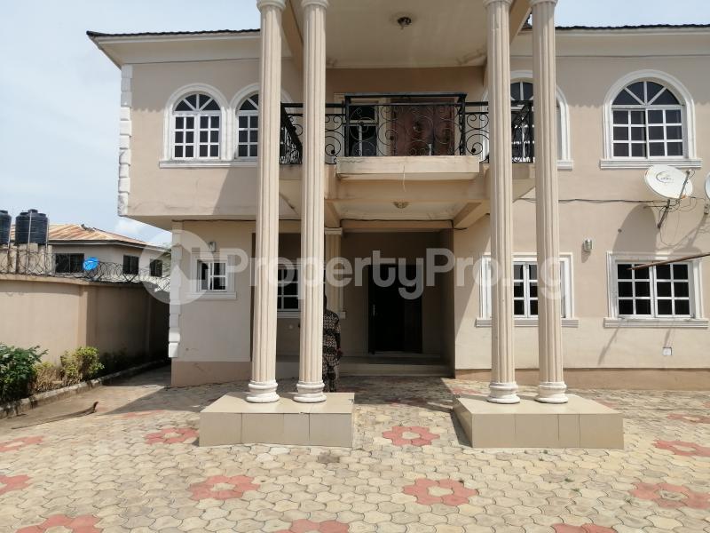 5 bedroom House for sale Olapade Agoro Oluyole Estate Ibadan Oyo