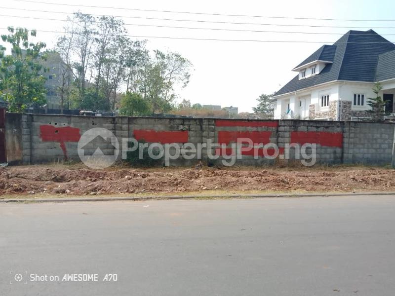 Land for sale Close To Pacesetter School Guzape Abuja