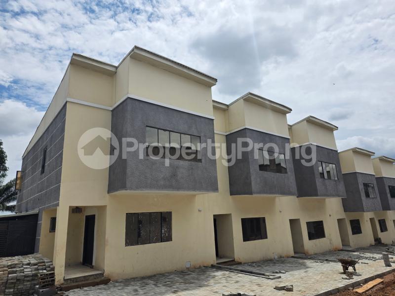 3 bedroom House for sale Close To Minister's House, Life Camp Abuja