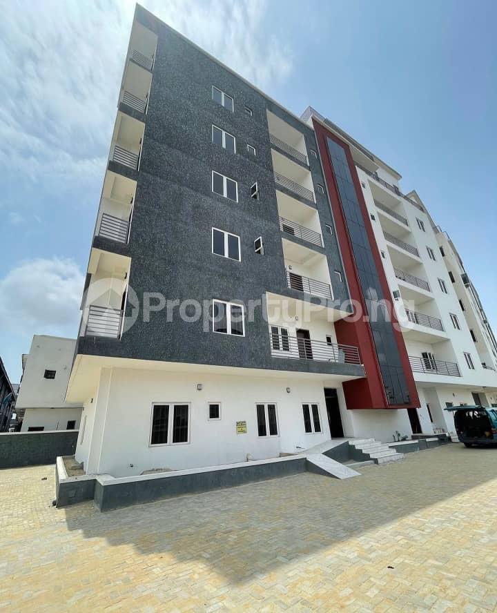 4 bedroom Flat / Apartment for sale Middle Estate Osapa London Beside Peanock Estate Osapa london Lekki Lagos