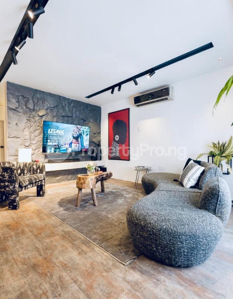 3 bedroom House for shortlet Otedola Jubilee Estate Omole phase 2 Ojodu Lagos