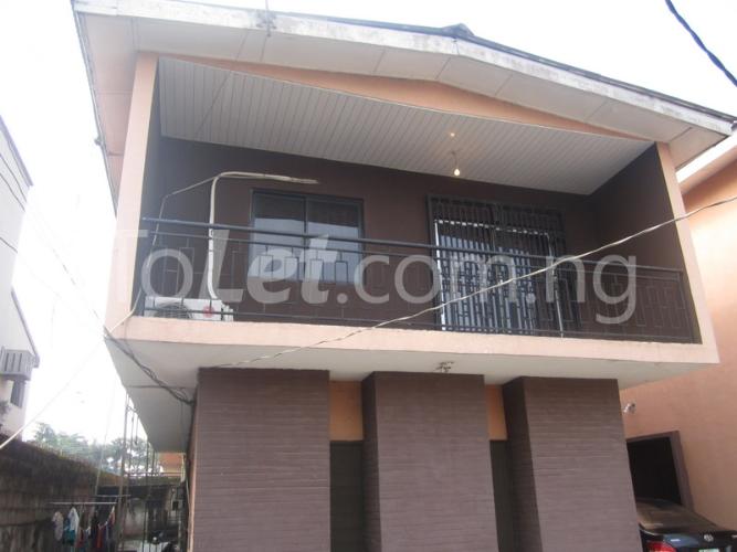3 bedroom Flat / Apartment for rent Oluloyo Street, Ajao Estate Maryland Ikeja Lagos