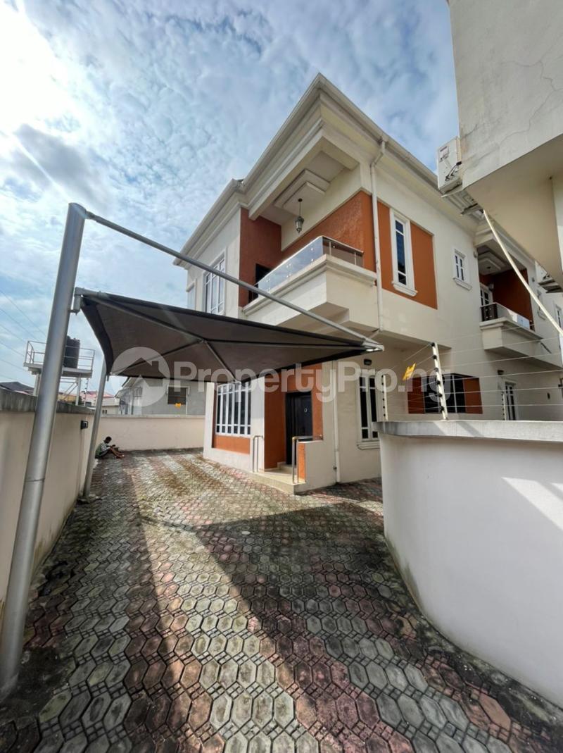4 bedroom House for sale Thomas estate Ajah Lagos