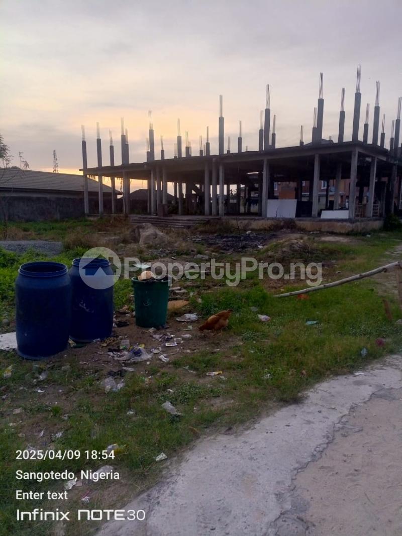 Land for sale Majek Sangotedo Lagos