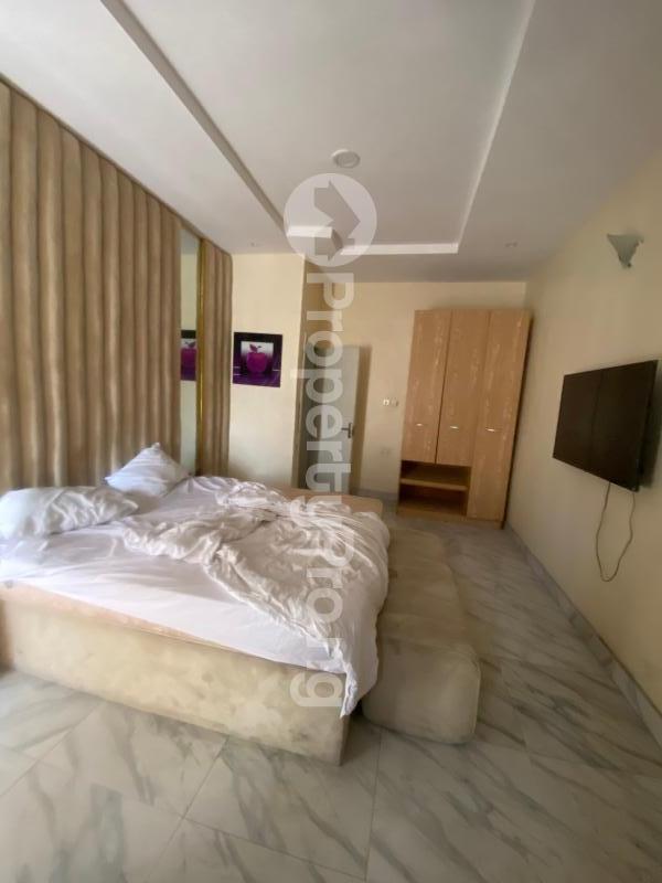 Flat / Apartment for rent Osapa london Lekki Lagos