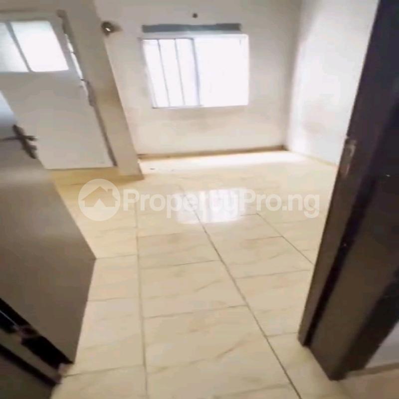 1 bedroom Flat / Apartment for rent Off Pedro Road Shomolu Lagos Shomolu Shomolu Lagos