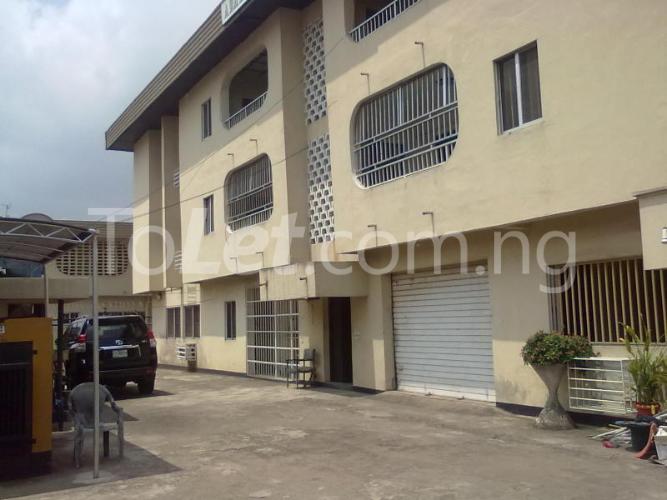 4 bedroom Flat / Apartment for rent Sule Abuka Street Ikeja Ikeja Lagos