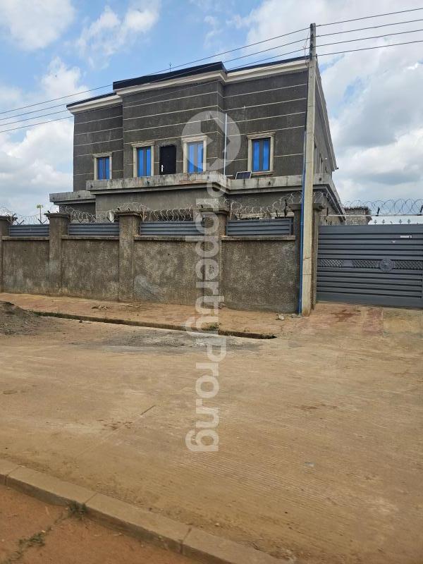 5 bedroom House for rent Seaman Estate Lugbe Abuja