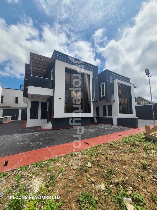 4 bedroom House for sale Off 7up Olubadan Avenue Oluyole Estate Ibadan Oyo