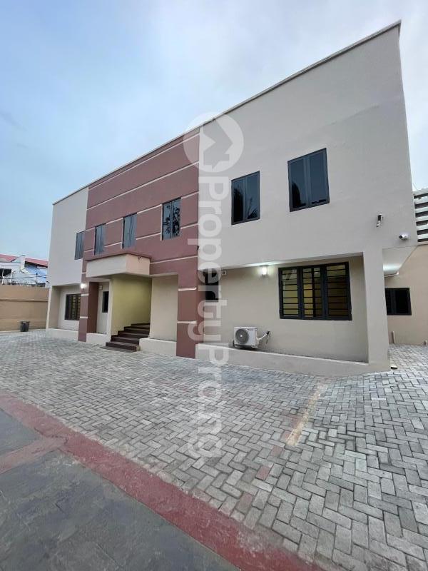 6 bedroom Commercial Property for rent Off Ademola Adetokunbo Ademola Adetokunbo Victoria Island Lagos