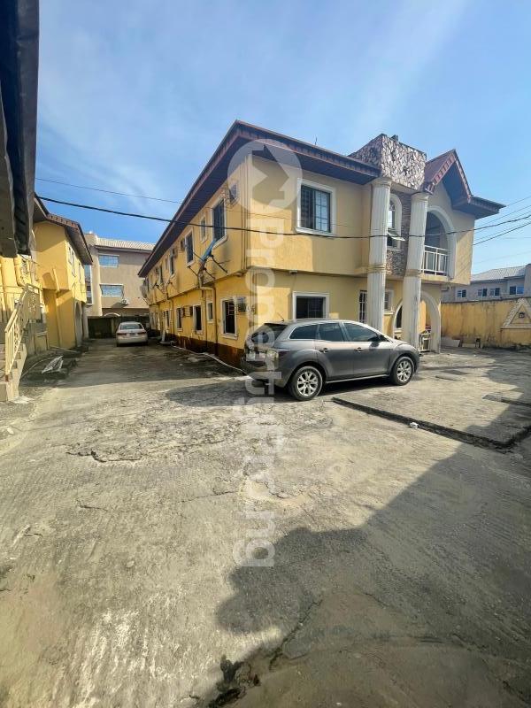 2 bedroom Flat / Apartment for rent Badore Ajah Lagos