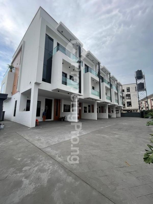 4 bedroom House for sale Osapa london Lekki Lagos