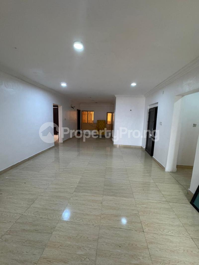 2 bedroom House for rent Ikate Lekki Lagos