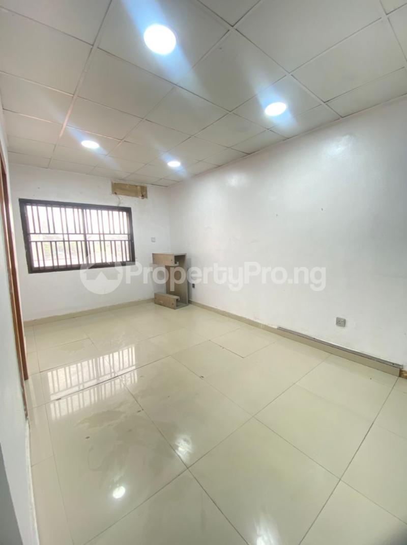 3 bedroom House for rent ONIRU Victoria Island Lagos