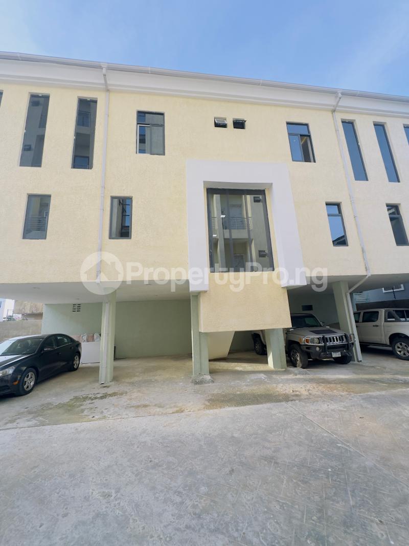 3 bedroom House for sale Victoria Island Lagos