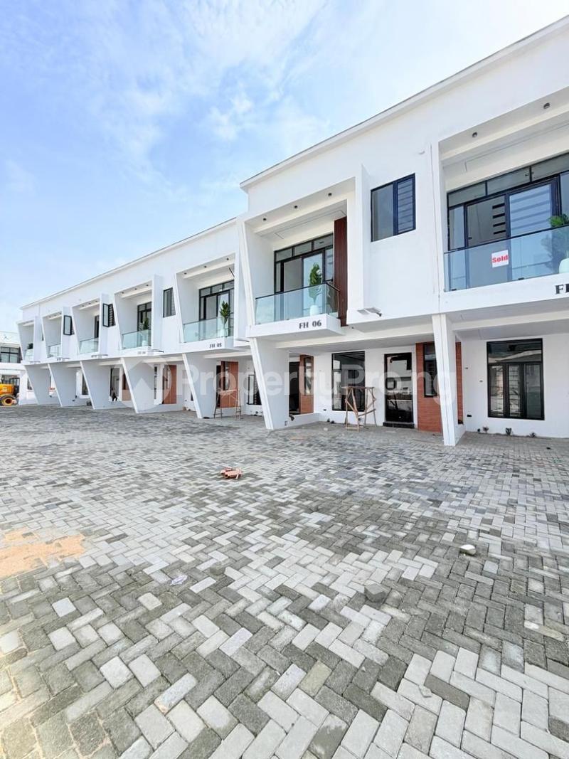 3 bedroom House for sale Ikota Lekki Lagos