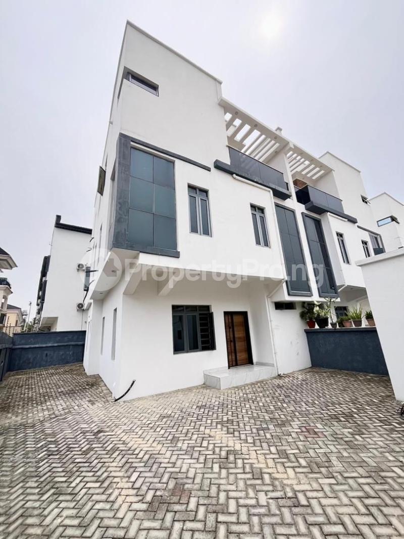 4 bedroom House for rent Atlantic View Estate, New Road, Igbo-efon Lekki Lagos