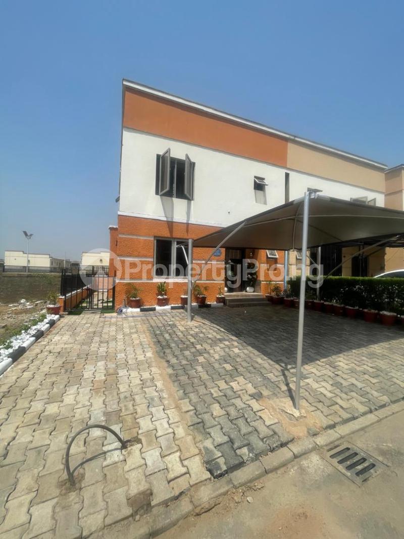 4 bedroom House for sale Brains And Hammers Life Camp Abuja