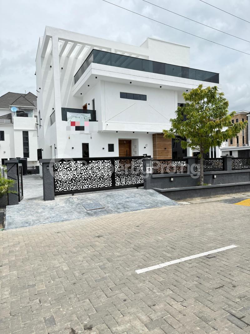 5 bedroom House for sale Osapa london Lekki Lagos