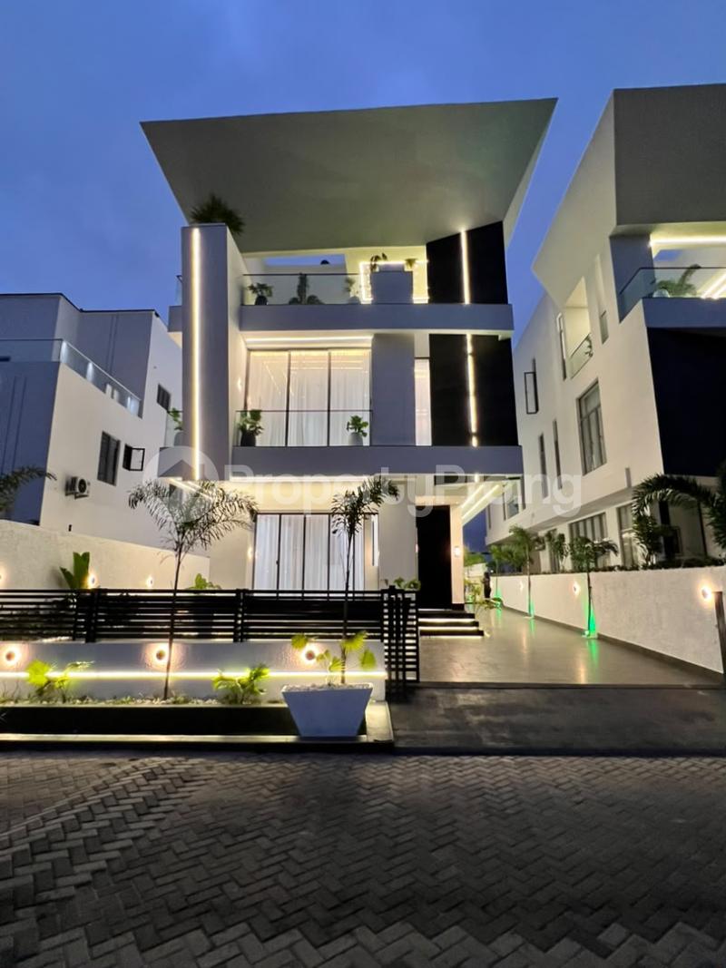 5 bedroom House for sale Osapa london Lekki Lagos
