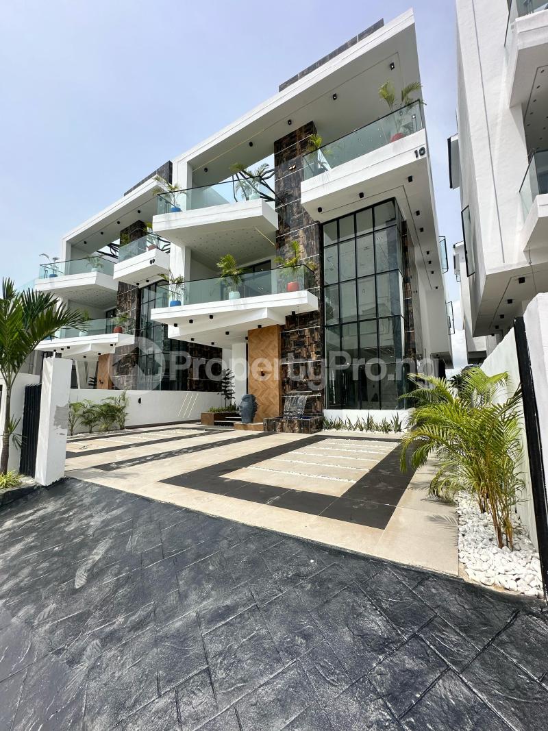 5 bedroom House for sale chevron Lekki Lagos